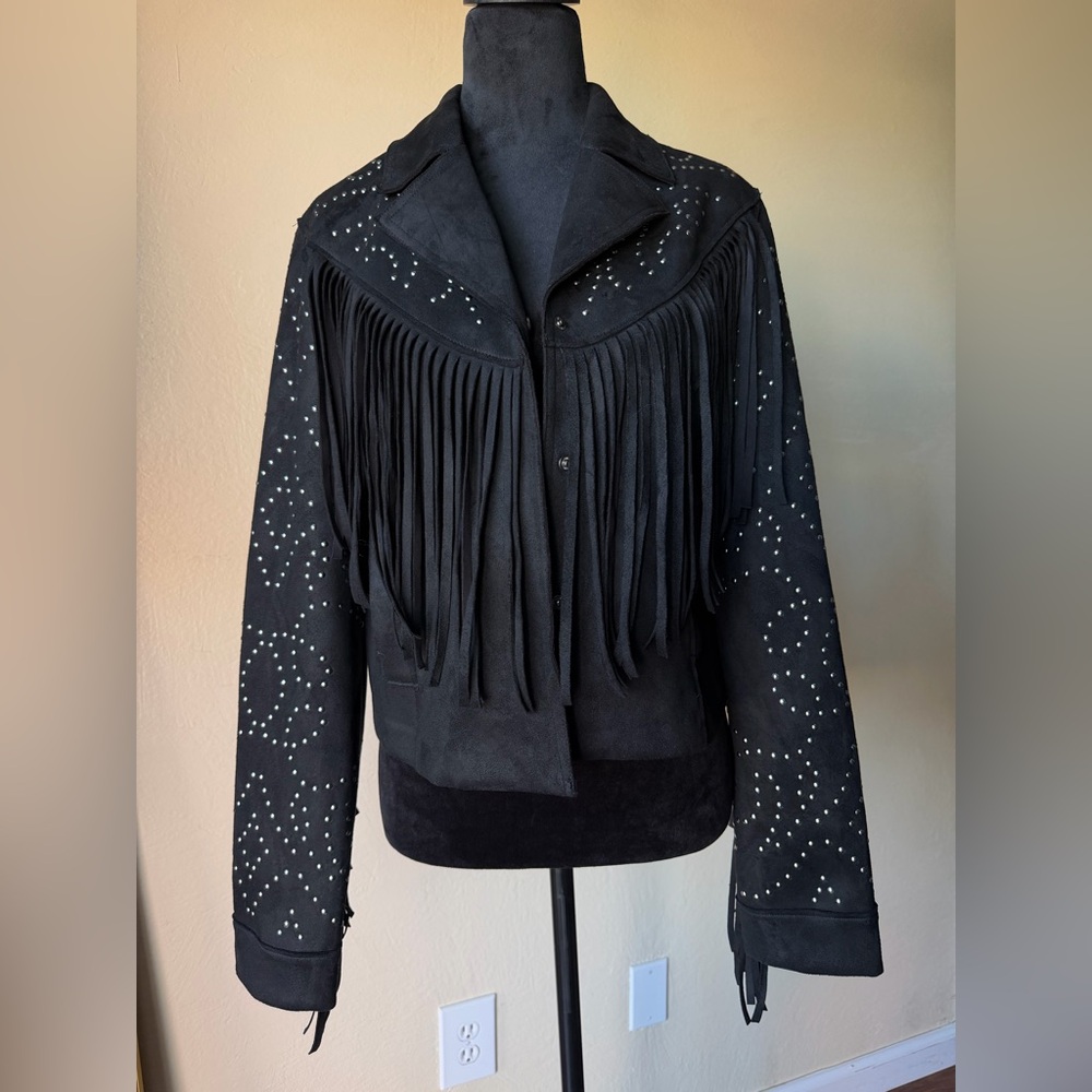 FRINGE AND STUDDED FAUX SUEDE SNAP JACKET idyllwind Blair size small - Picture 5 of 11